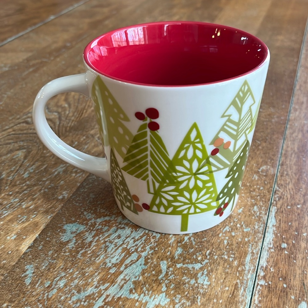 Starbucks 2010 New Bone China Collectors Coffee Tea Christmas Tree Holiday